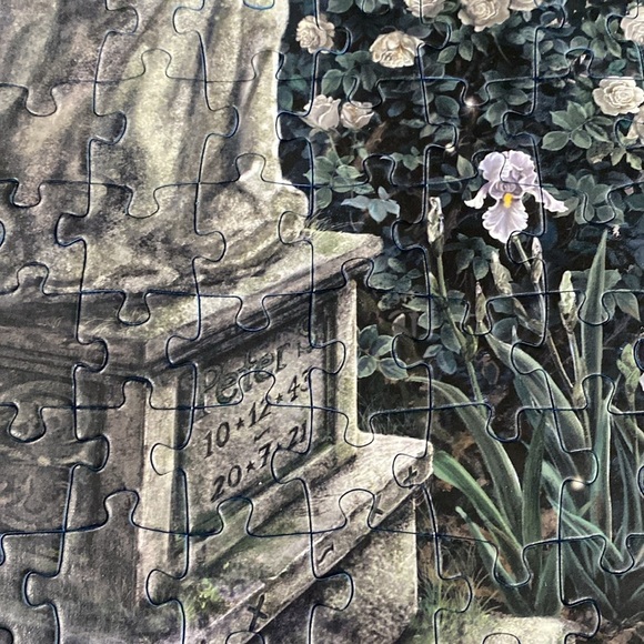 Ravensburger Escape puzzle Midnight in the Garden 368 pieces 6 logic puzzles - Picture 3 of 13